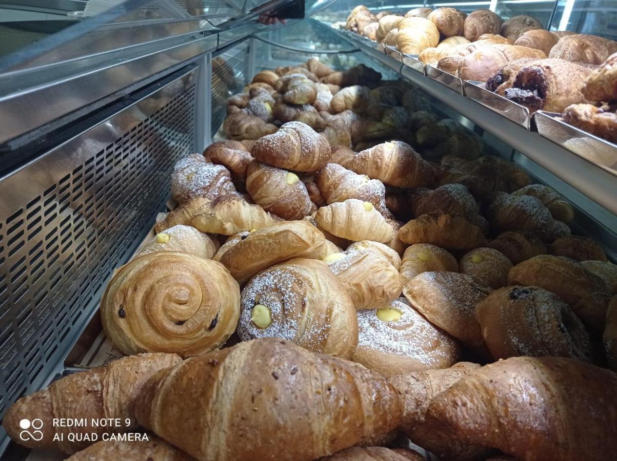 Domus Klara Bed & Breakfast Turi Bagian luar foto